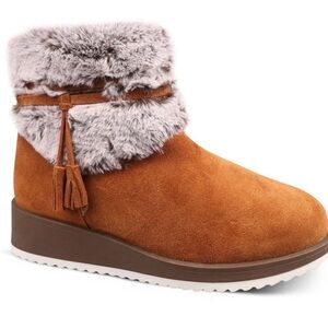 Warm Tan Fur-Lined Winter Boots